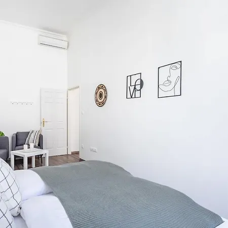 Fresh Cosy Style - Location * Budapest