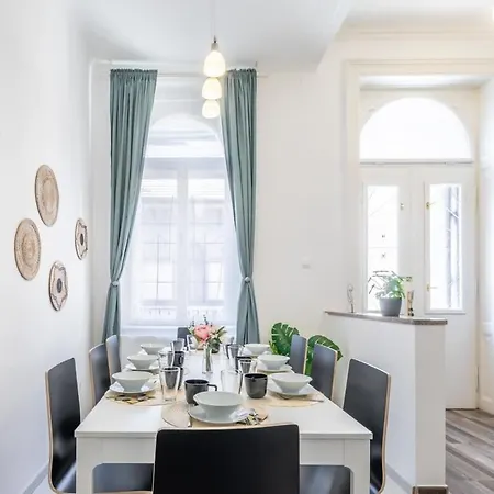Fresh Cosy Style - Location بودابست
