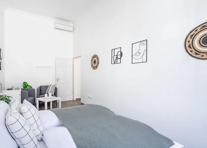 Fresh Cosy Style - Location * Budapesta
